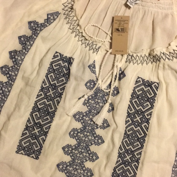 3/4 sleeve cream gauze w/embroidery - Picture 2 of 3